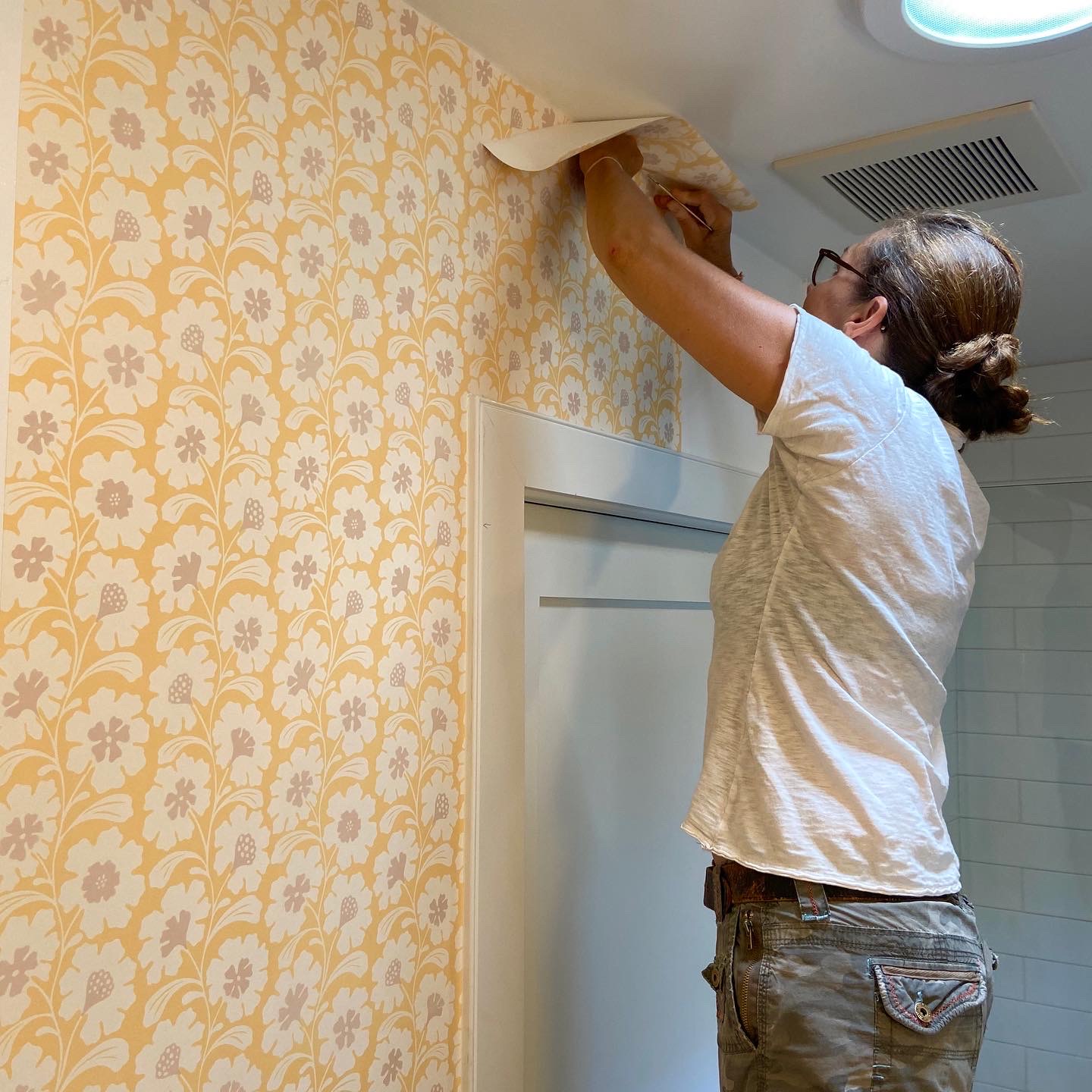 Wallpaper Fixing Dubai1 Wallpaper Fixing Companies Near Me